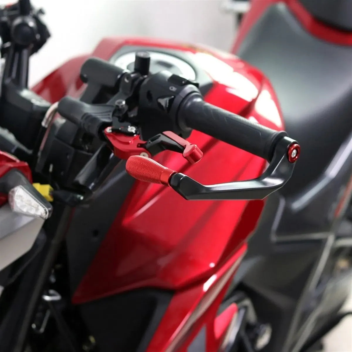 Protector De Levas Universal Moto ABS Varios Colores